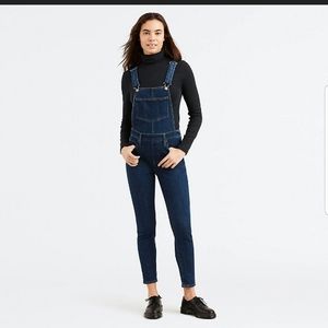 Levi's overalls black